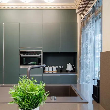 Birute Luxury 2 Bedrooms Апартаменты Паланга