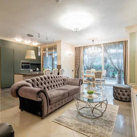 Birute Luxury 2 Bedrooms Паланга