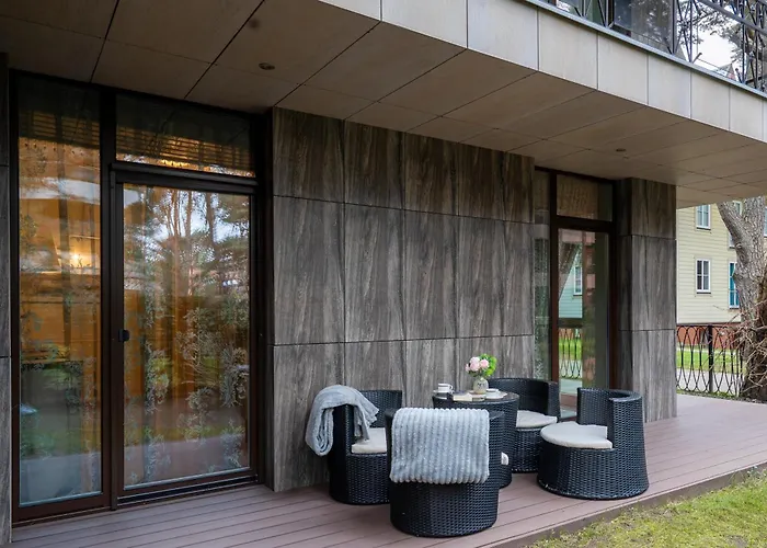 Birute Luxury 2 Bedrooms *